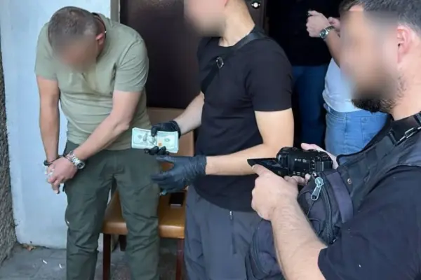 Справа миколаївського ТЦК: 15 тисяч доларів за бронювання і як слідство готує підозру