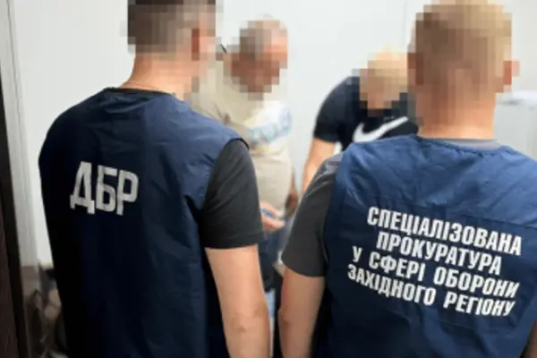 Старшого лейтенанта ТЦК на Прикарпатті підозрюють у побитті підлеглого