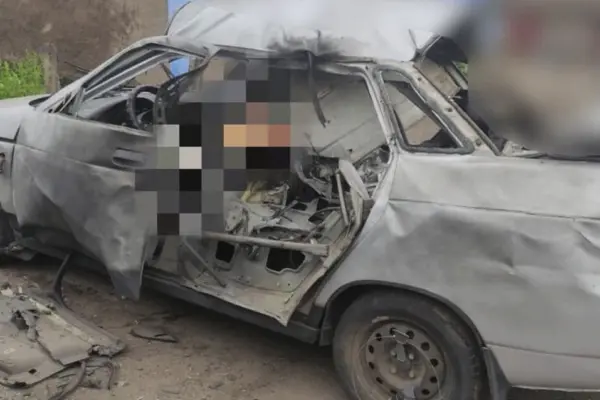 Херсонська ОВА підтвердила удар дрона по цивільному авто: четверо госпіталізованих