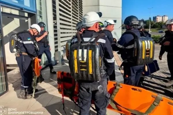 Хронологія удару по ТЦ у Кривому Розі: як розгортався день 21 серпня