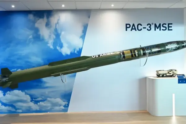 У Польщі пояснили, чому йдеться лише про «декілька» ракет Patriot для України